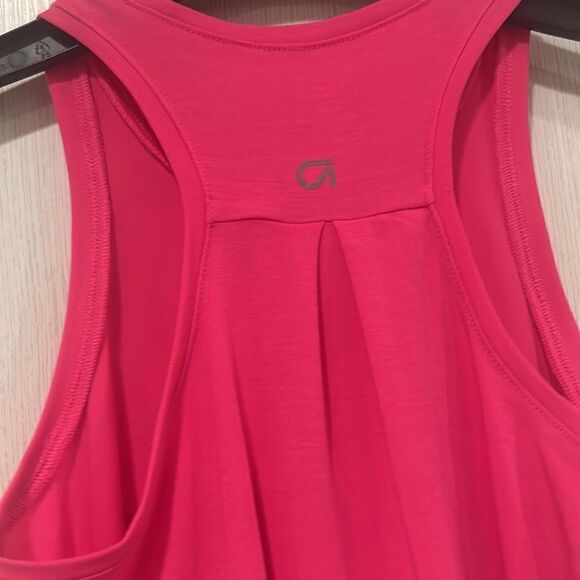 Gap fit pink top - Picture 6 of 6